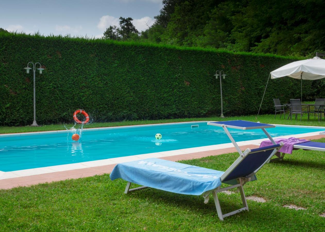 Agriturismo Tenuta Adamo Λούκα Εξωτερικό φωτογραφία